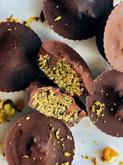 Dubai Kunafa Chocolate Cupcakes – Super Arabic Delight (41 Pieces | 16.01 oz / 1 lb / 454g)