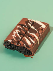 Dubai Cookies N’ Cream Knafeh Chocolate Bar